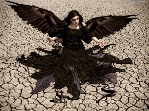 Goth-Lady-Angel (gothicwallz.blogspot.com)